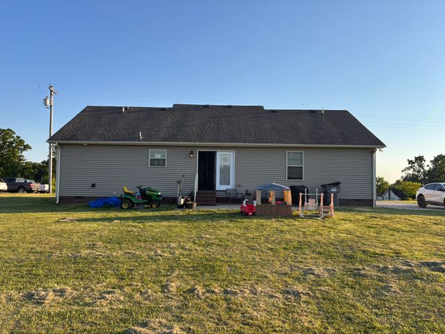 1288 Mount Olive Rd, Westmoreland, TN 37186