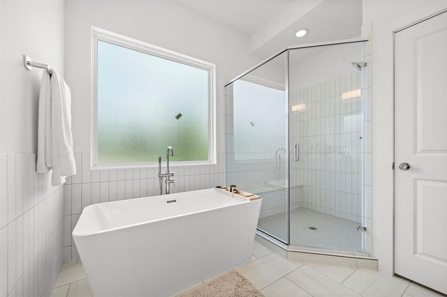 1586 W Tidwell Road, Houston, TX 77091