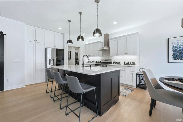 15286 Cranwood Court, Fort Wayne, IN 46845