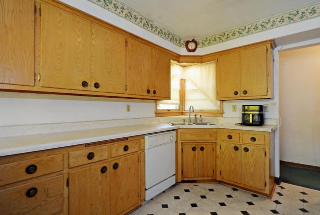 1639 Clarence Street, Saint Paul, MN 55106