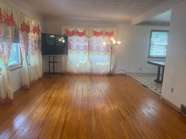 1639 Clarence Street, Saint Paul, MN 55106