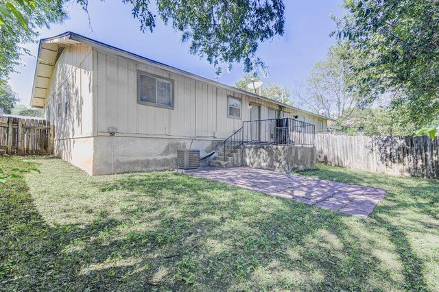 7111 Dan Jean DR B, Austin, TX 78745
