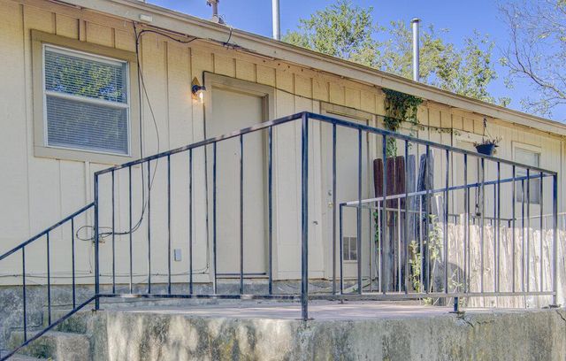 7111 Dan Jean DR B, Austin, TX 78745