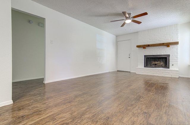 7111 Dan Jean DR B, Austin, TX 78745