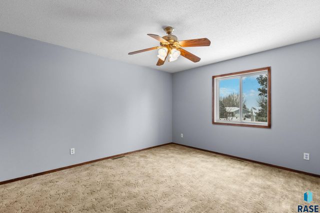 409 E 7th St Street, Crooks, SD 57020