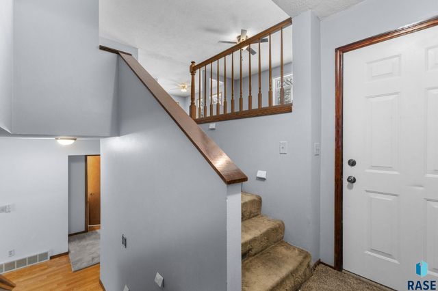 409 E 7th St Street, Crooks, SD 57020