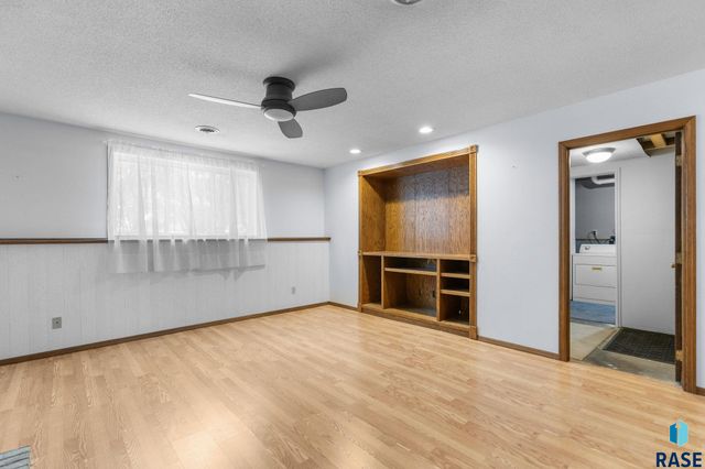 409 E 7th St Street, Crooks, SD 57020