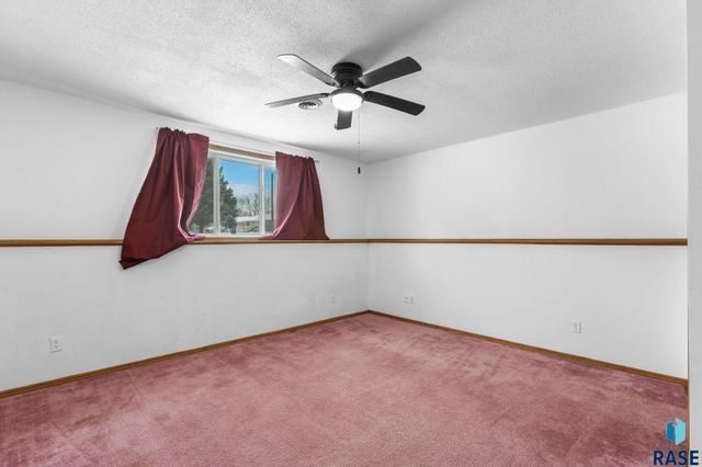 409 E 7th St Street, Crooks, SD 57020