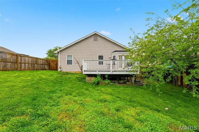 1818 Florine Court, St Charles, MO 63303