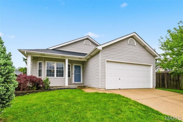 1818 Florine Court, St Charles, MO 63303