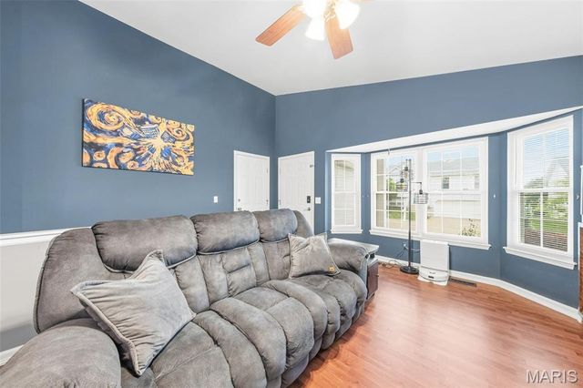 1818 Florine Court, St Charles, MO 63303
