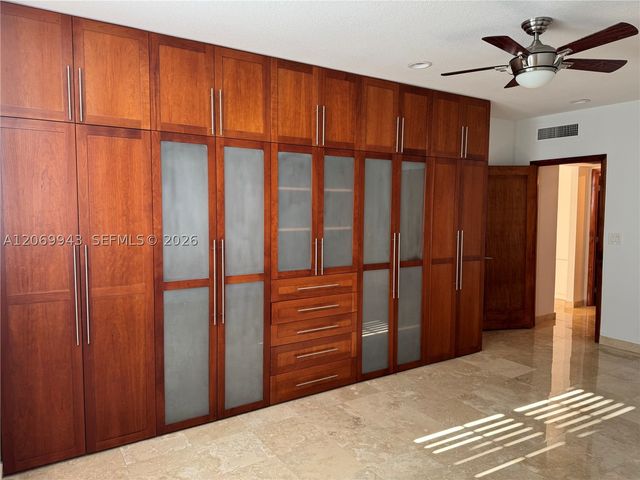 90 Edgewater Dr PH15, Coral Gables, FL 33133