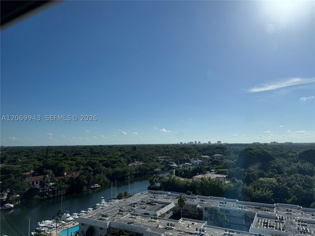 90 Edgewater Dr PH15, Coral Gables, FL 33133