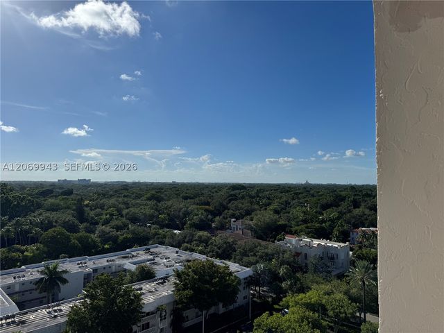 90 Edgewater Dr PH15, Coral Gables, FL 33133