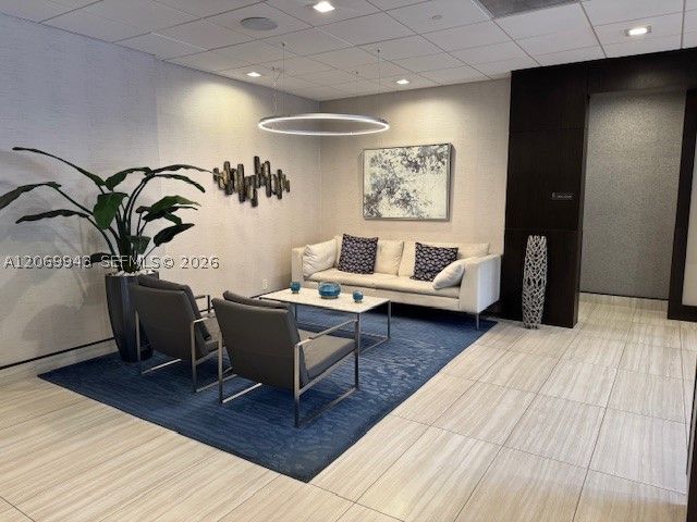 90 Edgewater Dr PH15, Coral Gables, FL 33133