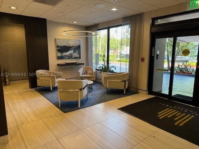 90 Edgewater Dr PH15, Coral Gables, FL 33133