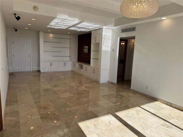 90 Edgewater Dr PH15, Coral Gables, FL 33133