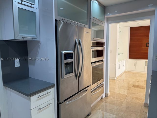 90 Edgewater Dr PH15, Coral Gables, FL 33133