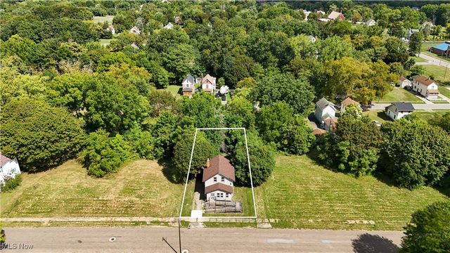 148 Saint Louis Avenue, Youngstown, OH 44507