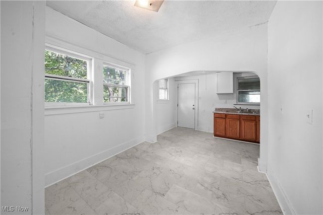 148 Saint Louis Avenue, Youngstown, OH 44507