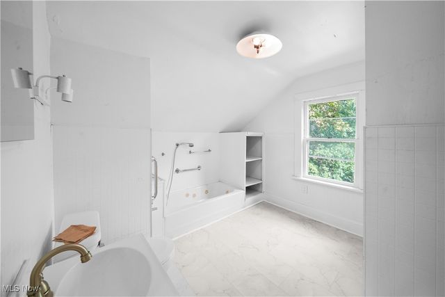 148 Saint Louis Avenue, Youngstown, OH 44507