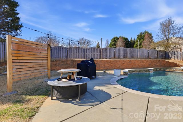 6004 Brook Valley Run, Monroe, NC 28110