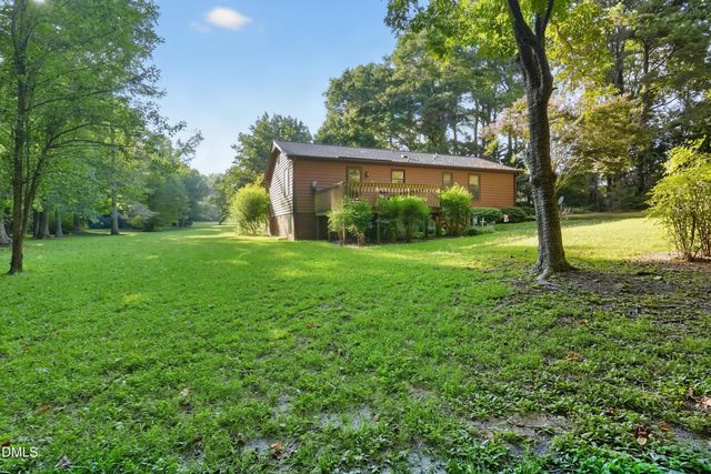 3320 Nc 242 Highway, Benson, NC 27504
