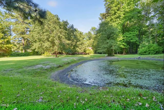 3320 Nc 242 Highway, Benson, NC 27504