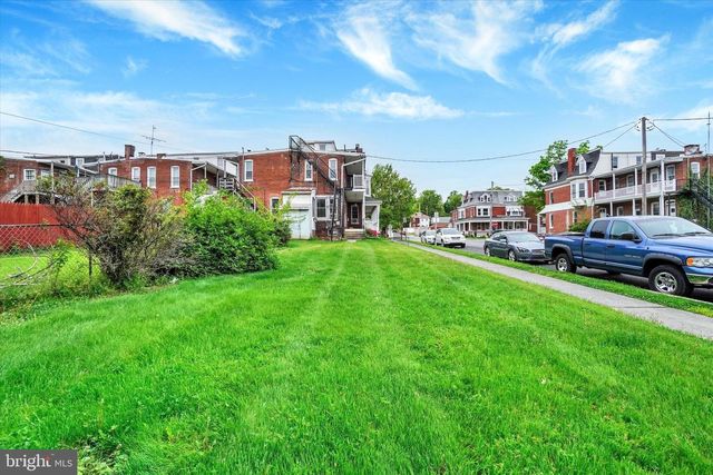 700 PENNSYLVANIA AVE, York, PA 17404