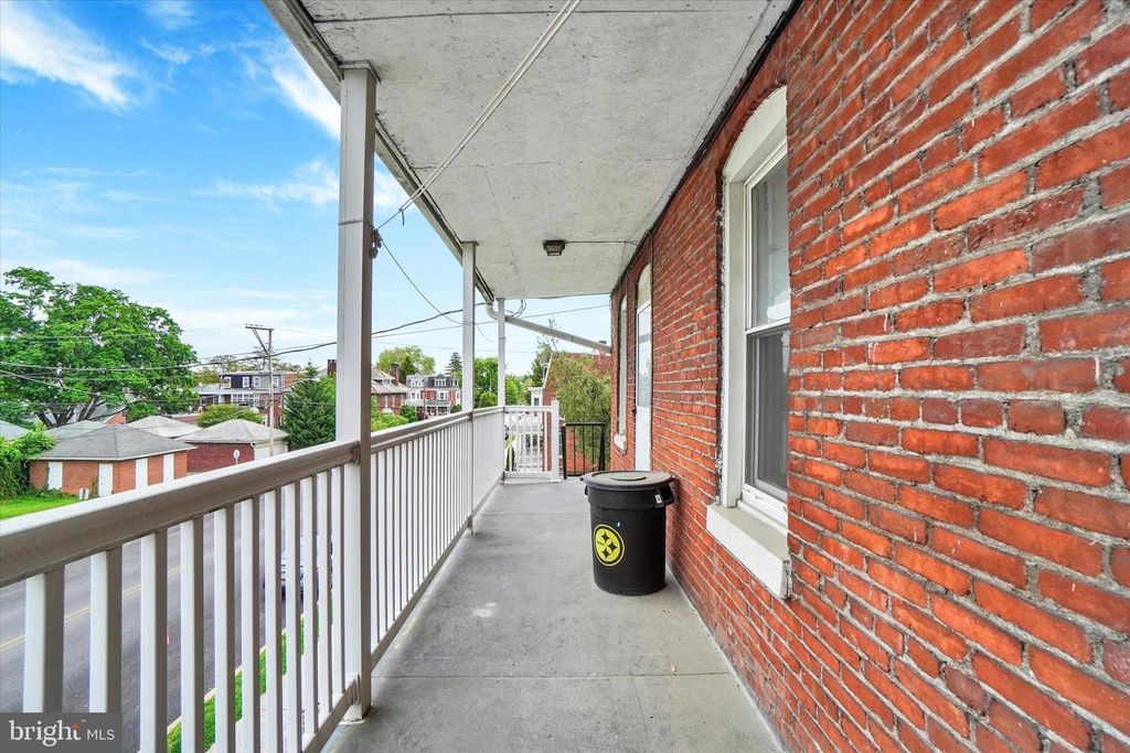 Image 25 of property listing at 700 PENNSYLVANIA AVE, York, PA 17404