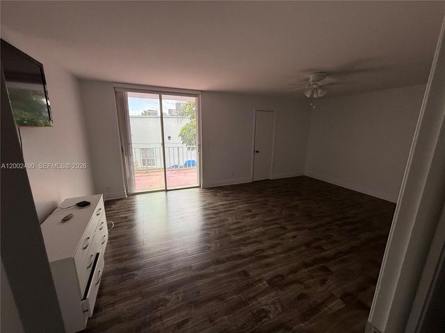 2606 NE 10 ST 2606, Hallandale Beach, FL 33009