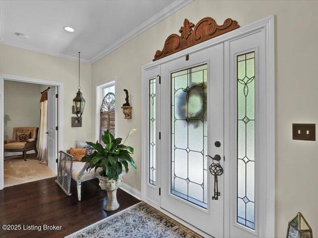 17515 Vintage Cir, Louisville, KY 40245