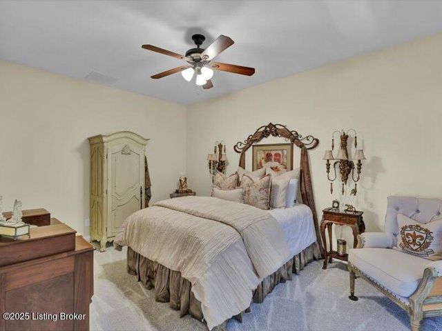 17515 Vintage Cir, Louisville, KY 40245