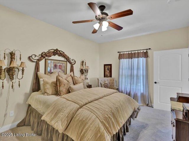 17515 Vintage Cir, Louisville, KY 40245