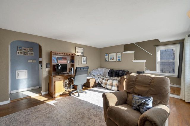 658 APPLETON ROAD, Menasha, WI 54952