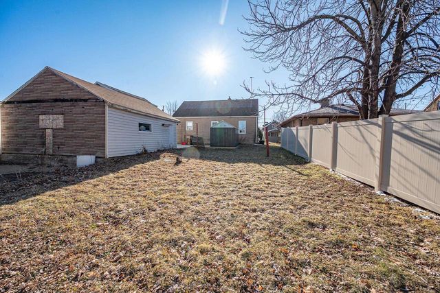 658 APPLETON ROAD, Menasha, WI 54952