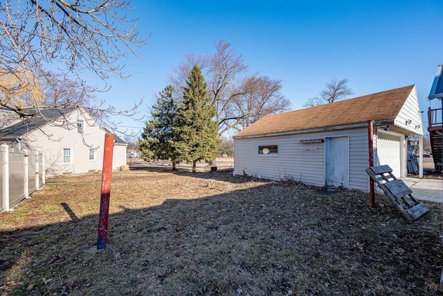 658 APPLETON ROAD, Menasha, WI 54952