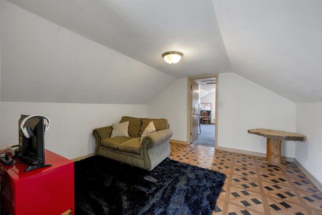 658 APPLETON ROAD, Menasha, WI 54952