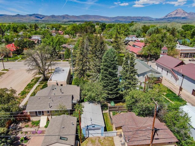 319 S Main St, La Veta, CO 81055
