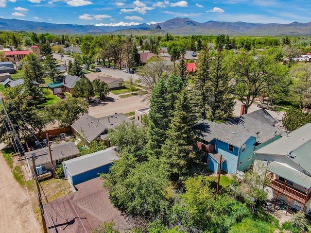 319 S Main St, La Veta, CO 81055