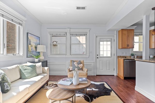 5 Newhill Place 2, Boston, MA 02127