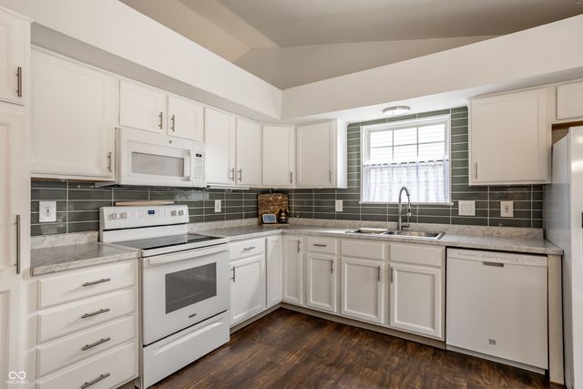 6547 Mallard Landing, Fishers, IN 46038