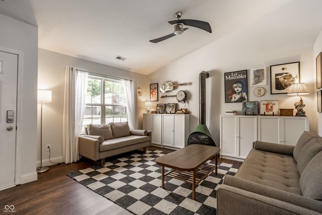 6547 Mallard Landing, Fishers, IN 46038