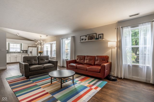 6547 Mallard Landing, Fishers, IN 46038