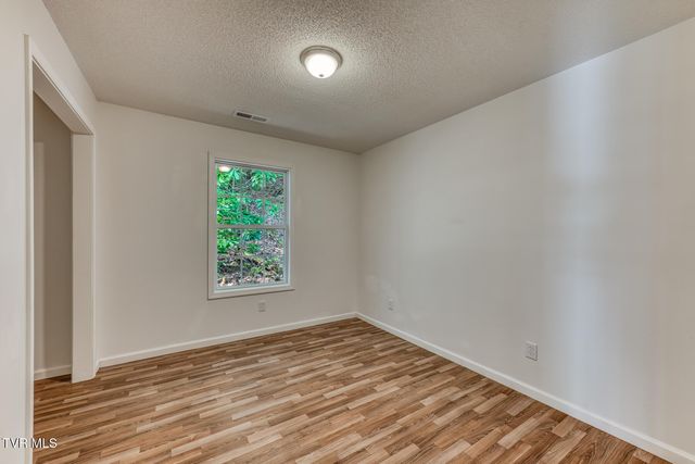 514 Piney Grove Road, Hampton, TN 37658
