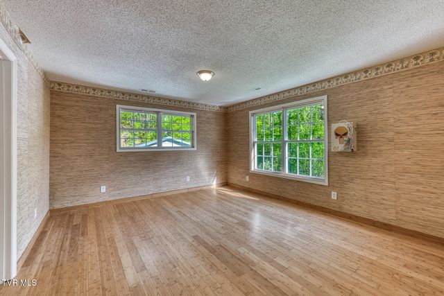 514 Piney Grove Road, Hampton, TN 37658