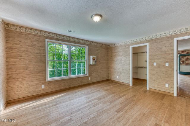 514 Piney Grove Road, Hampton, TN 37658