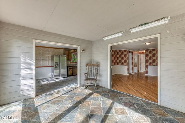 514 Piney Grove Road, Hampton, TN 37658