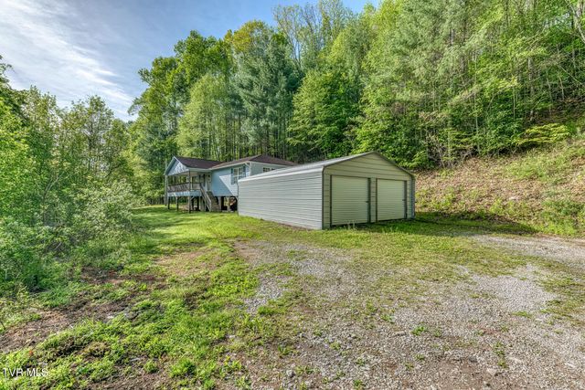 514 Piney Grove Road, Hampton, TN 37658