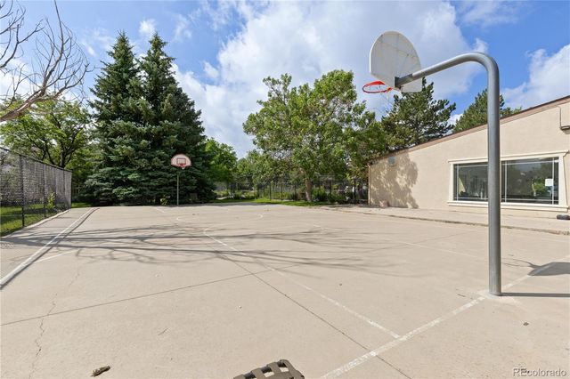 850 W Moorhead Circle 3L, Boulder, CO 80305